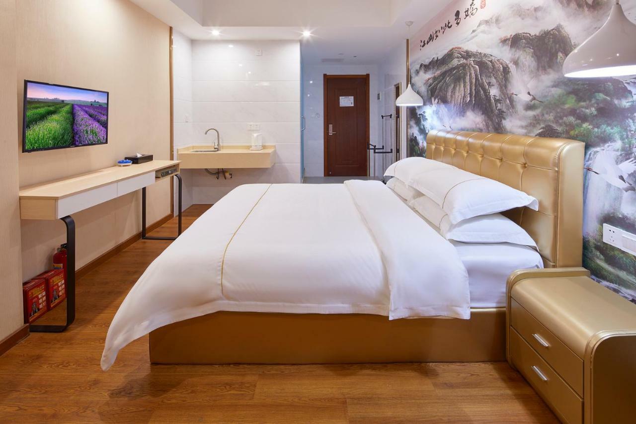 Insail Hotels Airport Road Guangzhou Exterior photo