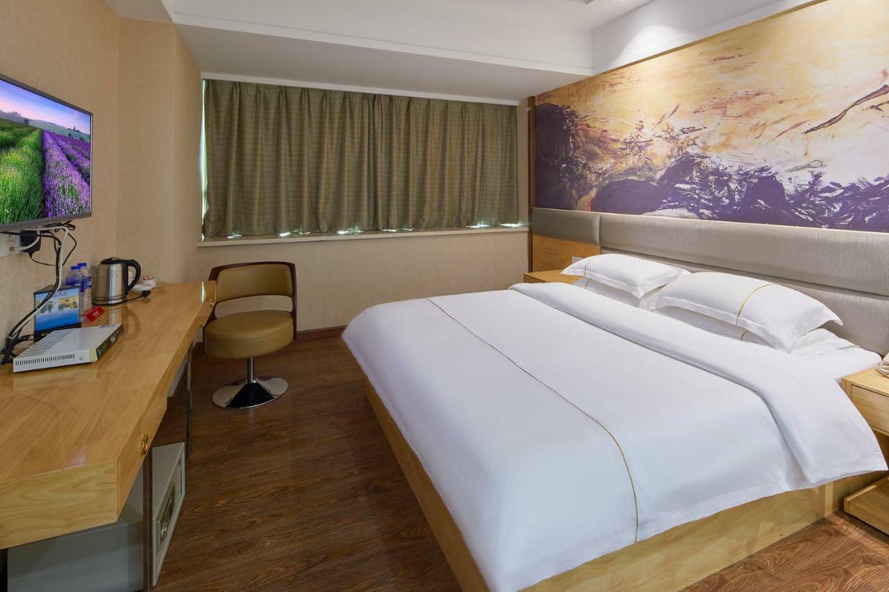 Insail Hotels Airport Road Guangzhou Exterior photo